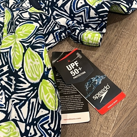 NWT Speedo L UPF 50+ Vented Waterproof Yellow Floral Pattern Beach Boating Shirt - Picture 5 of 10